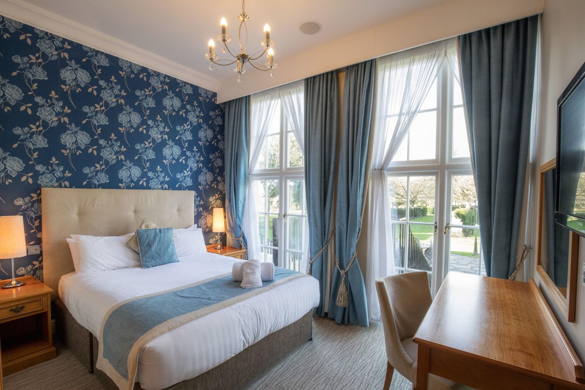Hazlewood Castle & Spa Tadcaster Esterno foto