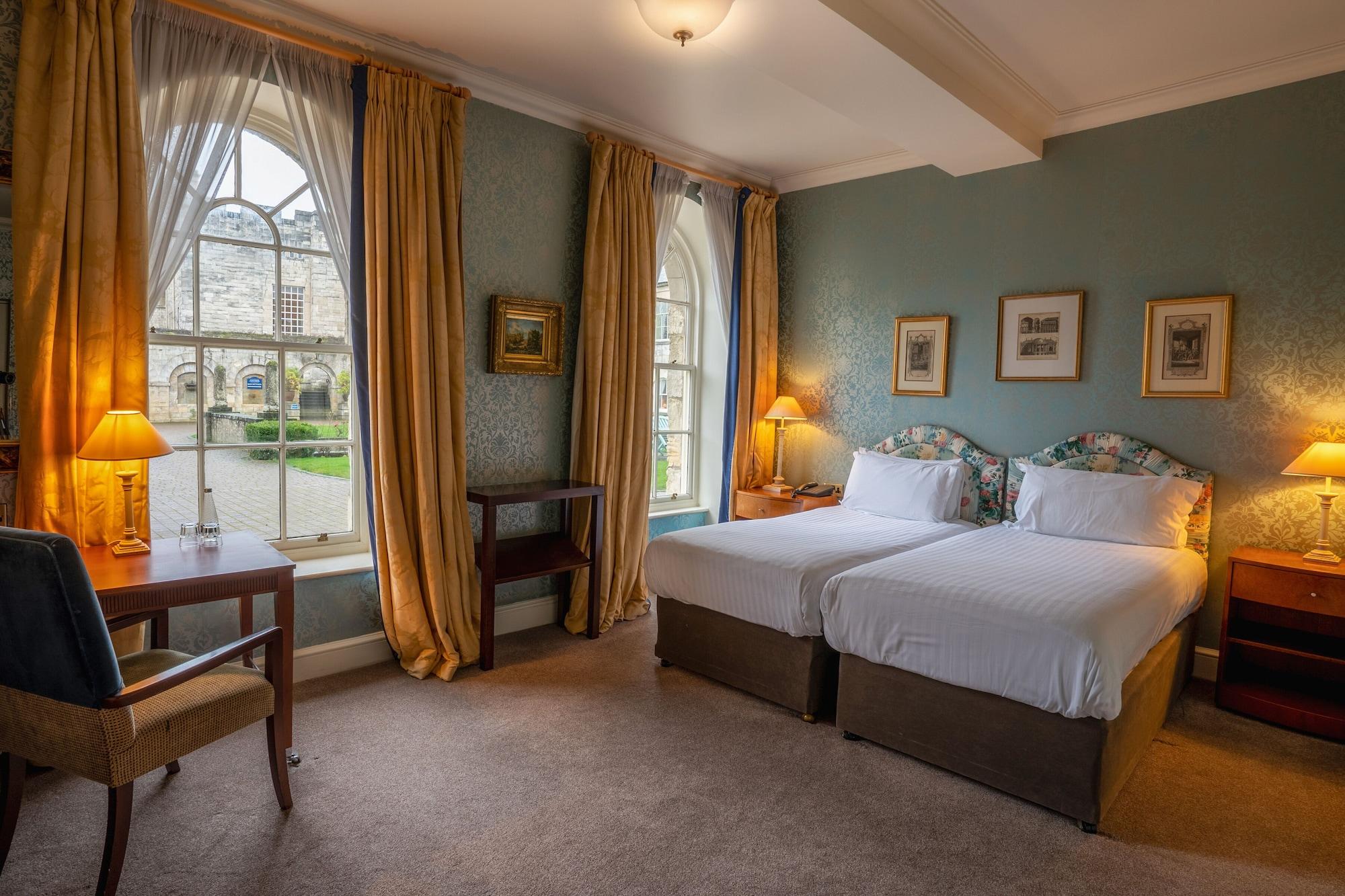 Hazlewood Castle & Spa Tadcaster Esterno foto