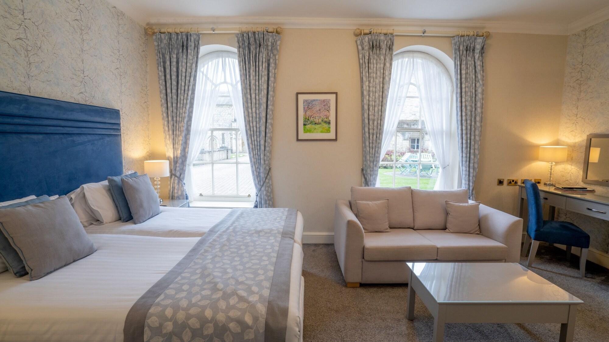 Hazlewood Castle & Spa Tadcaster Esterno foto